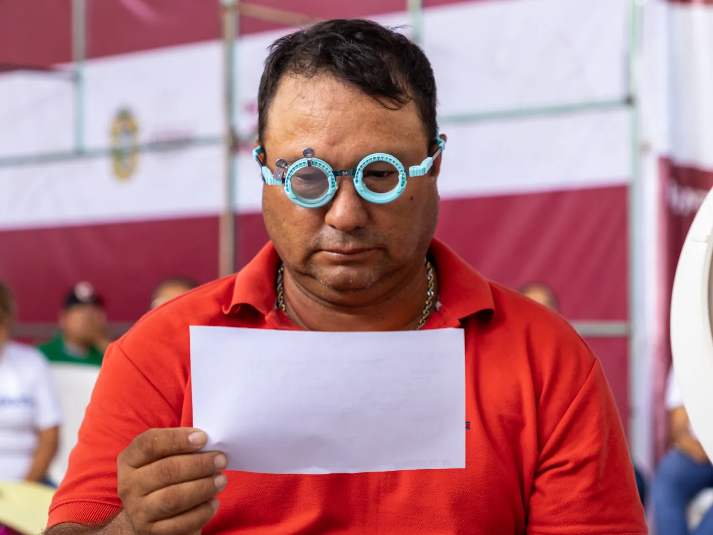 Paciente con armazón de prueba